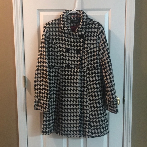 Black Rivet Jackets & Blazers - Houndstooth Long Pea Coat